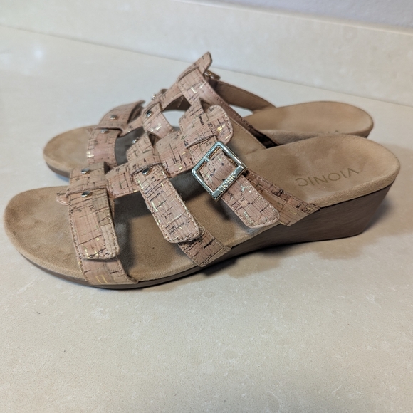 Women's Vionic wedge sandals/slides size 9 - Picture 2 of 13